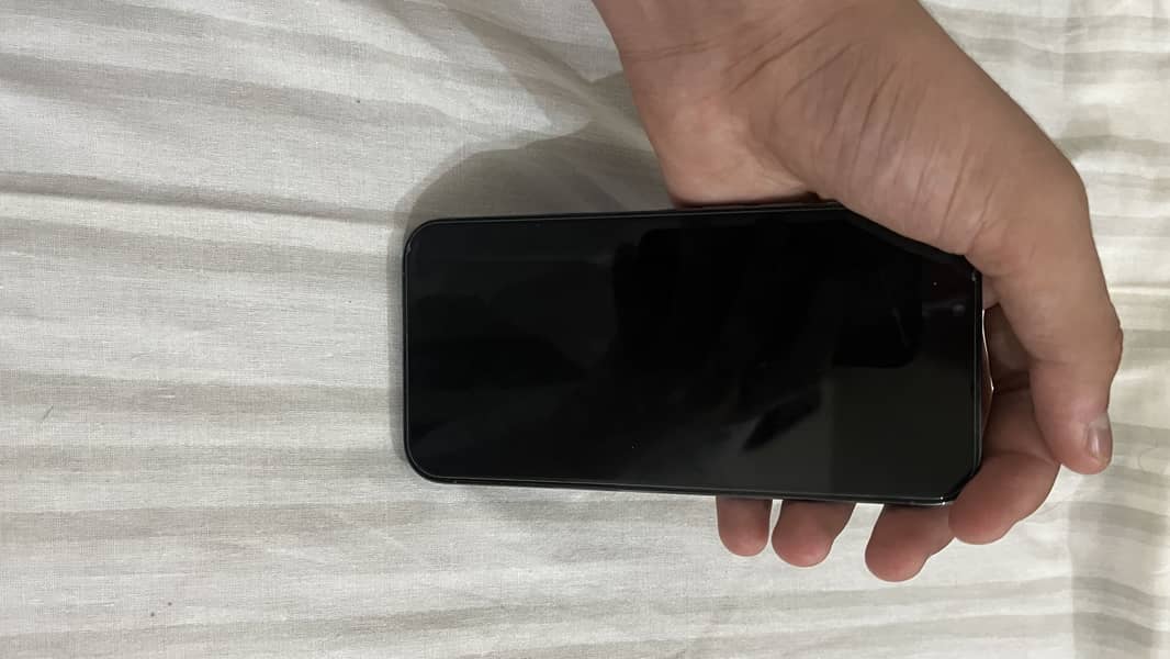Apple iPhone 13 Pro 1