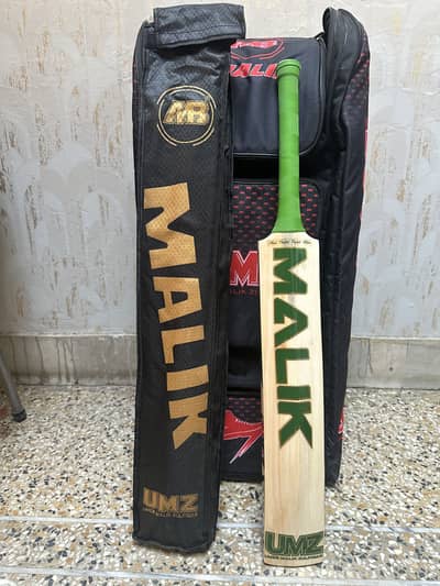 Cricket bat