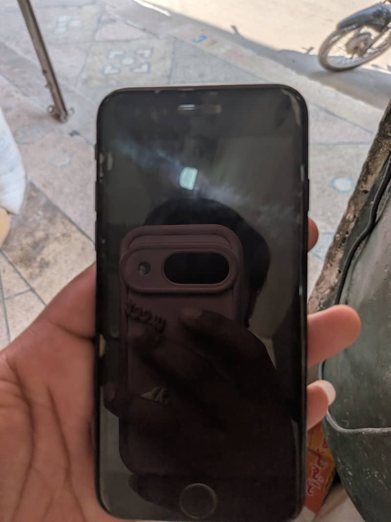 Apple iPhone SE 1