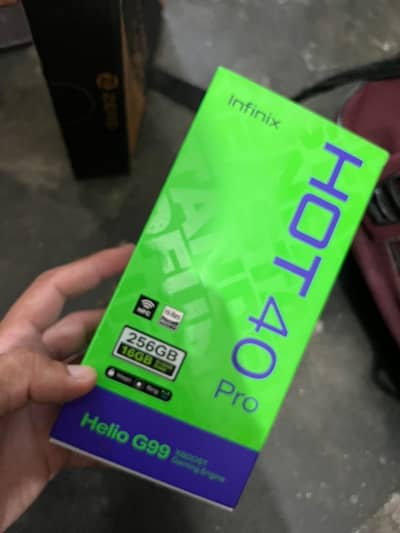 Infinix Hot 40 Pro