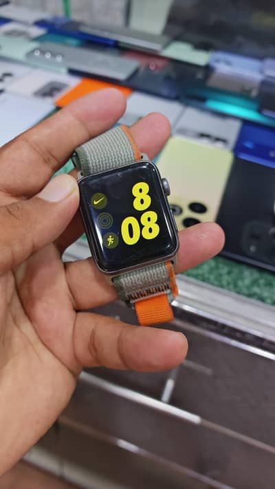 apple watch series 3 only watch 42mm 8.5/10