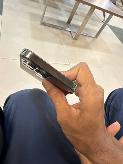 Apple iPhone 13 Pro jv