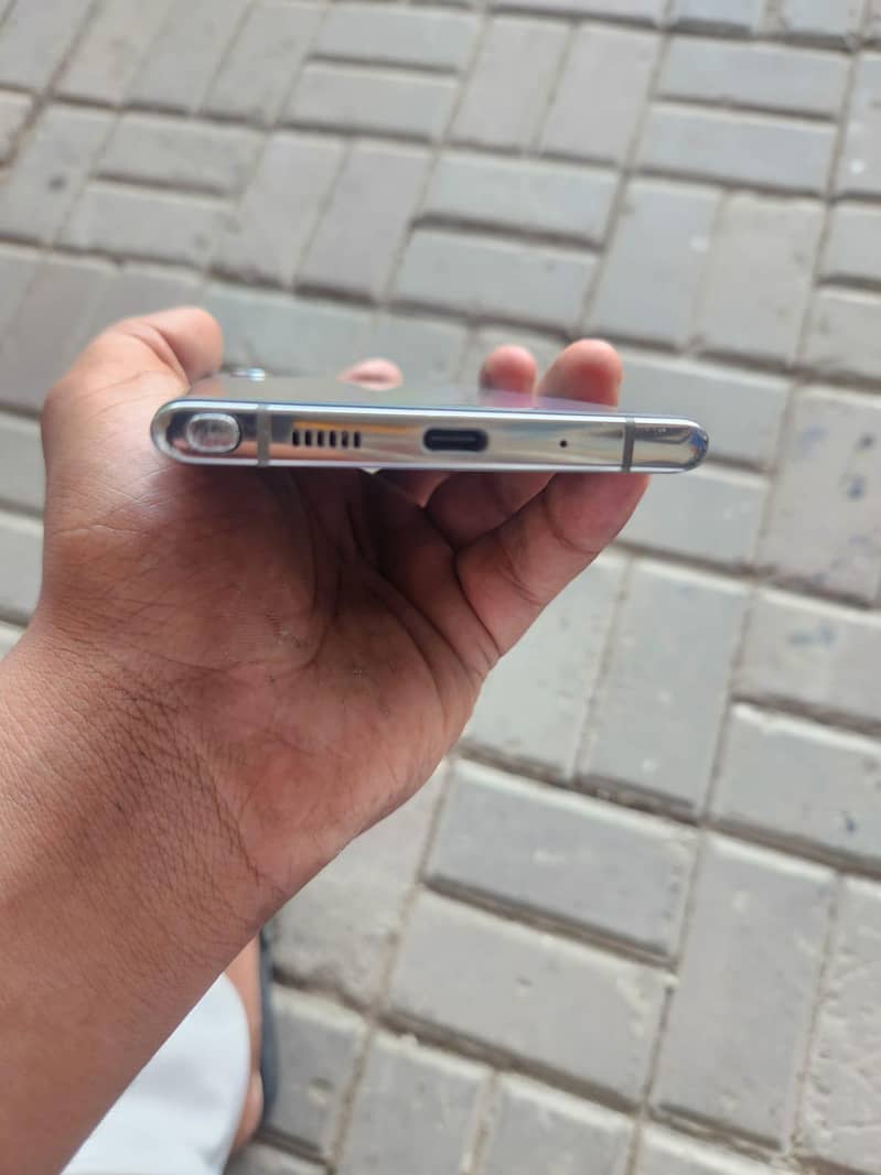 Samsung Mobile Note 10 Plus 3