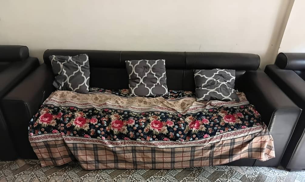 Sofa set 0