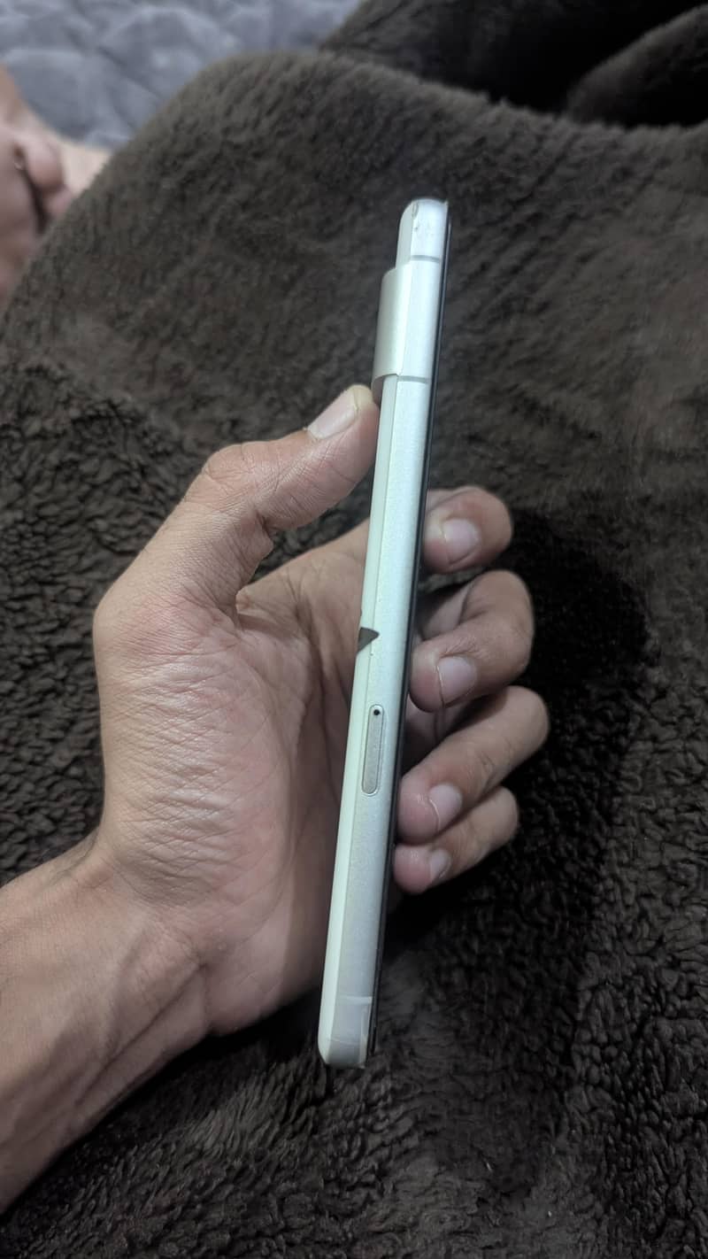 Google Pixel 7 2