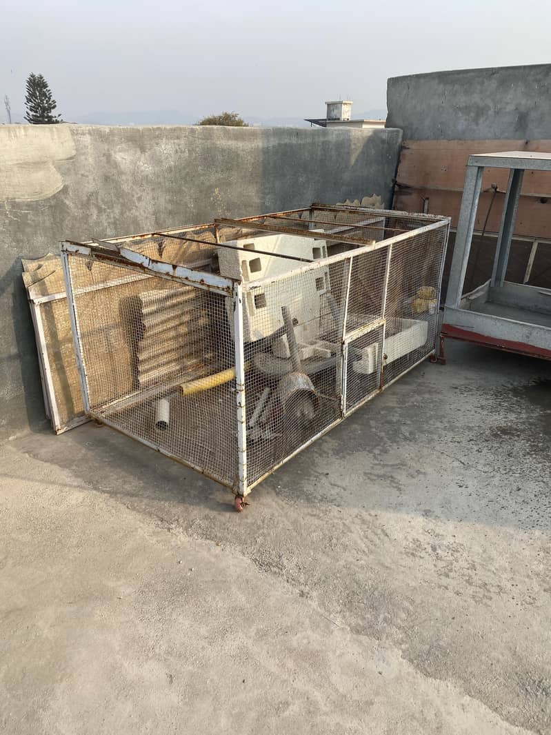 iron solid cage for hens 4