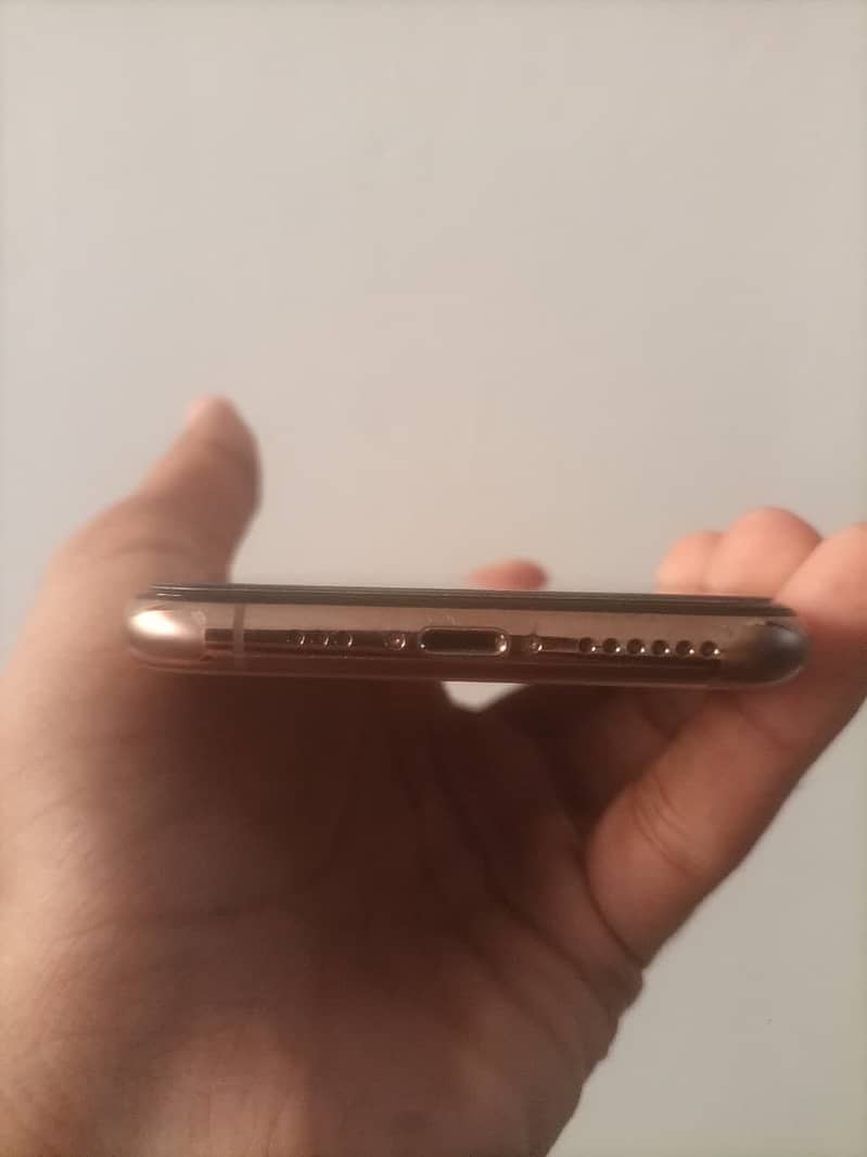 Apple iPhone 11 Pro 1