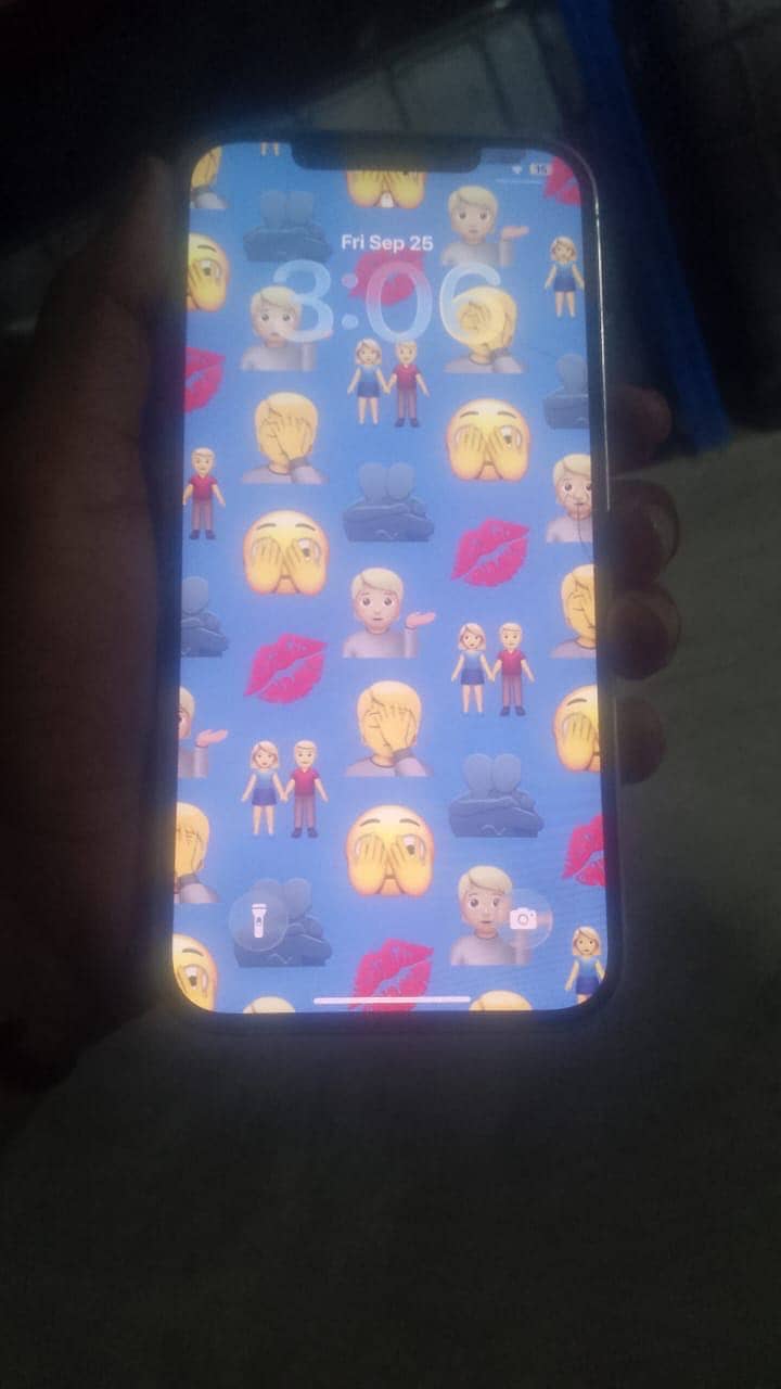 Apple iPhone 12 Pro Max 4