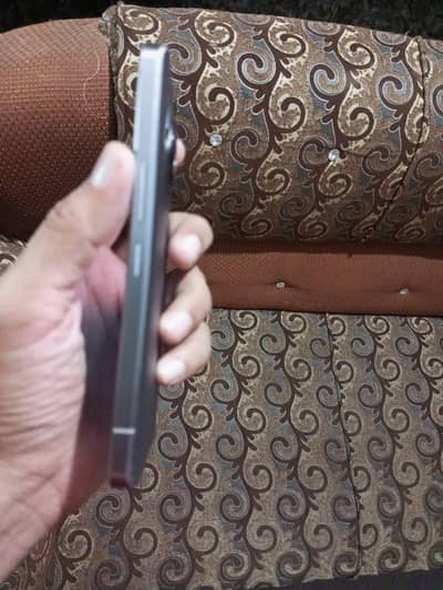 Sharp Aquos R7 dual sim pta approve  exange possible