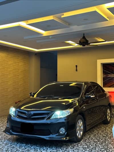 Toyota Corolla Altis 2013