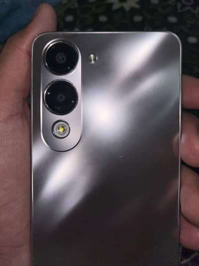 Vivo Y04