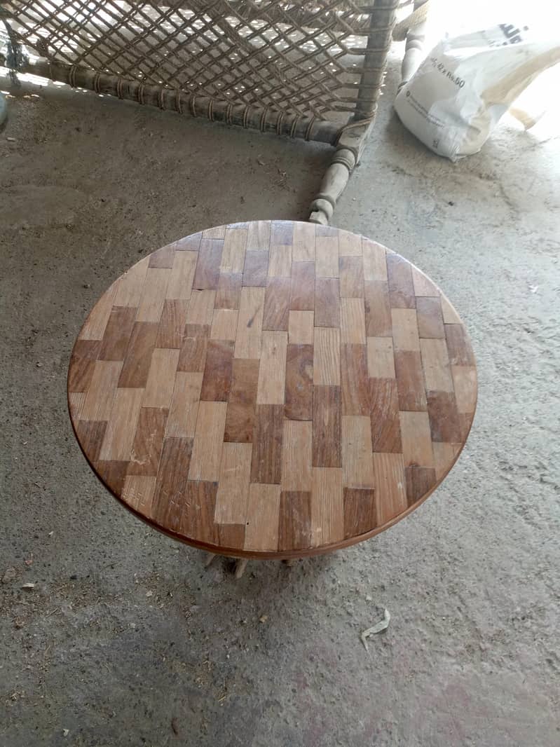 Unique Tree Branch Design Table 1