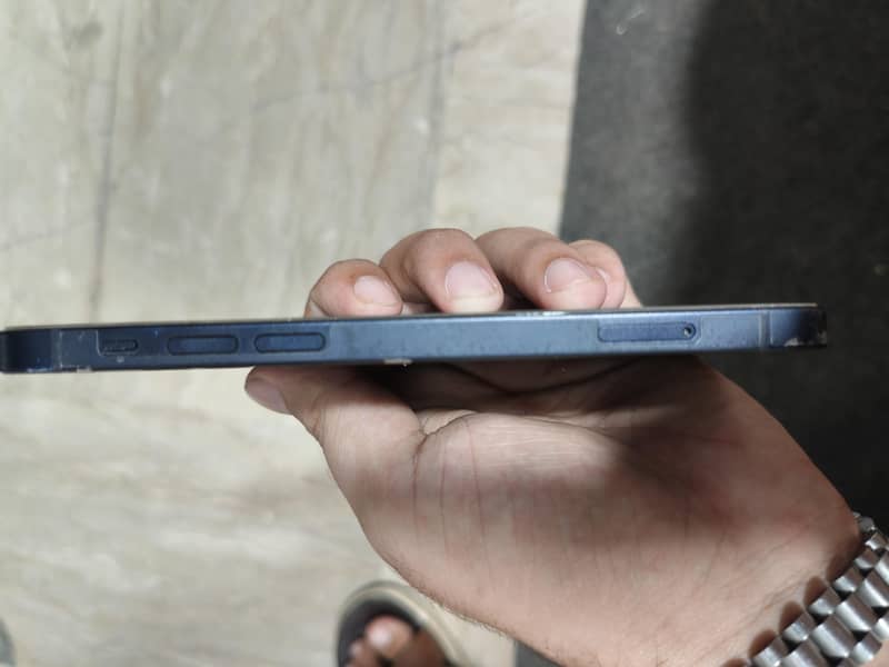 iphone 12 2