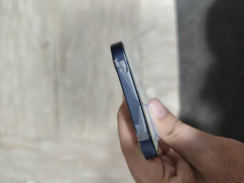 iphone 12 3