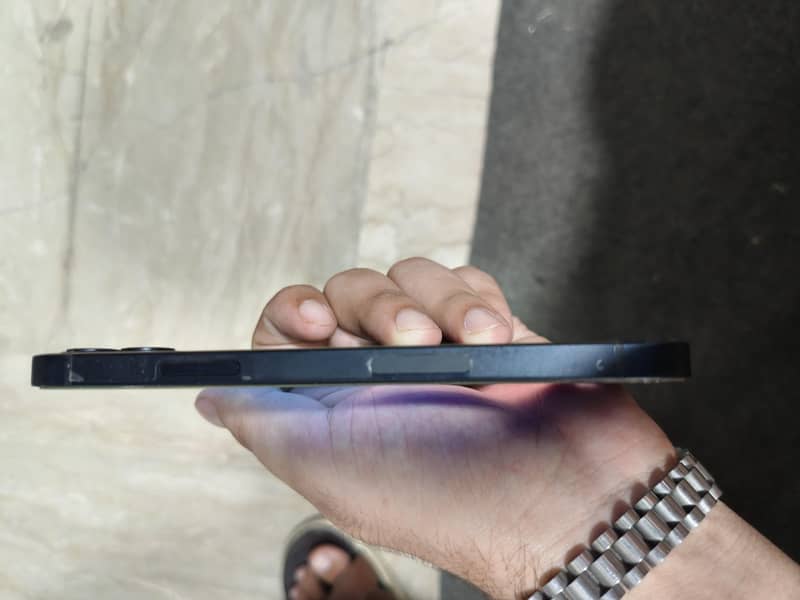 iphone 12 5