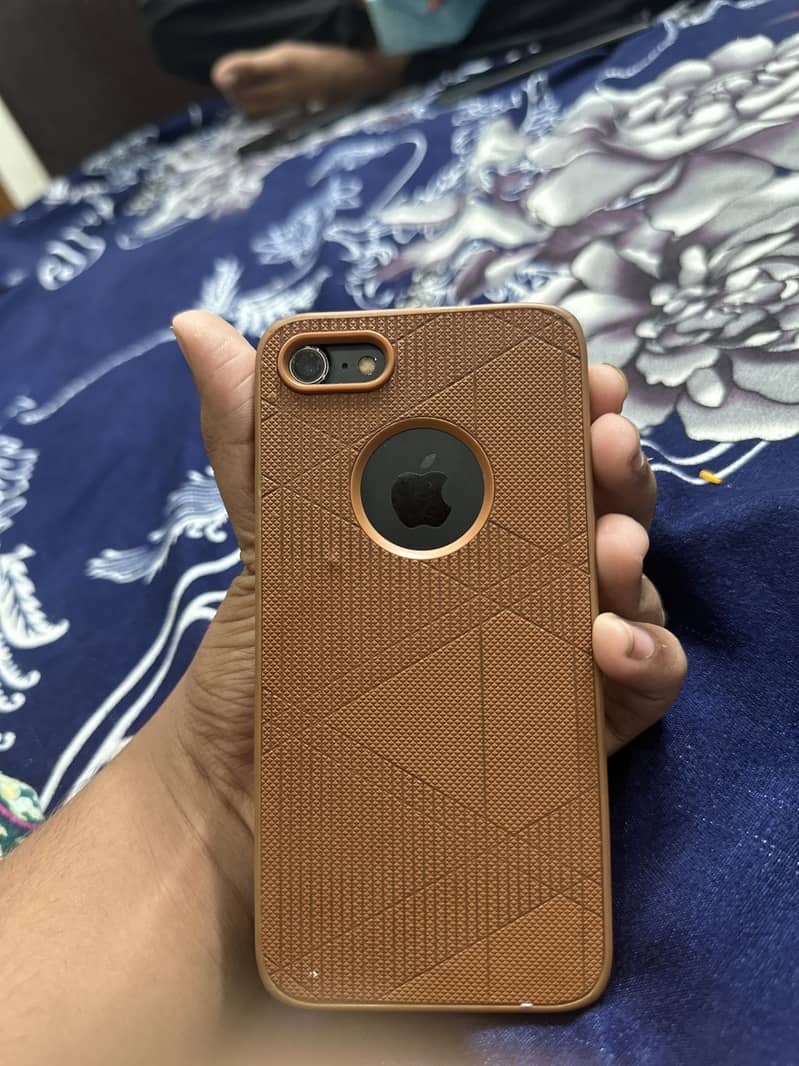 Apple iPhone 7 5