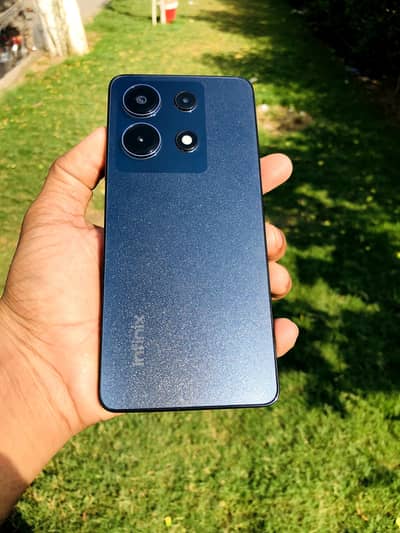 Infinix Note 30   8+8gb / 256gb