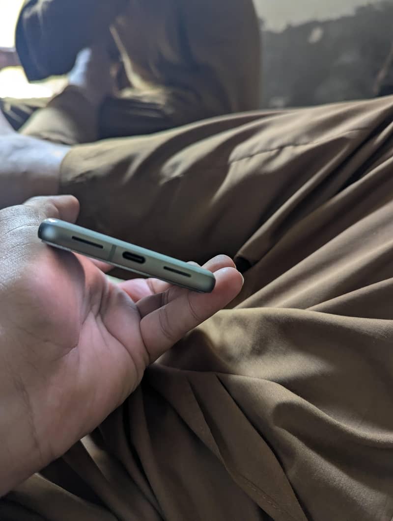 Google Pixel 8 1