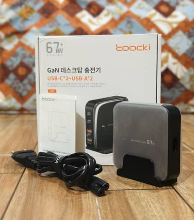 Toocki 67W GaN Desktop Charger