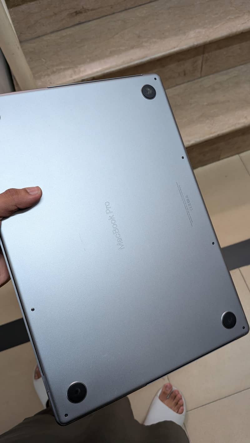 Macbook pro m1 3
