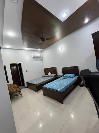 Ground Floor Portion For Sale In Nazimabad No 1