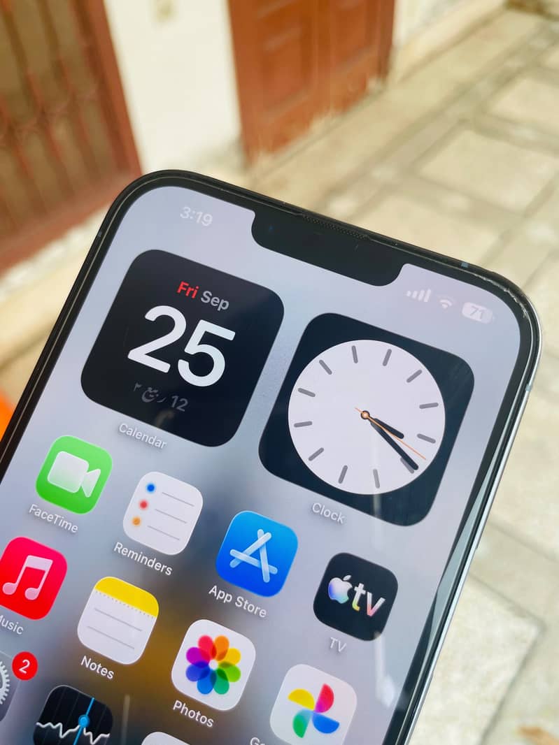 Apple iPhone 13 Pro Max 2