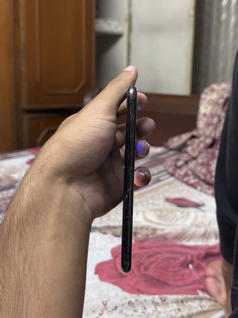 Apple iPhone X 2
