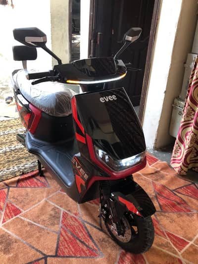 Evee GenZScooty Available Like Brand New Scooty just Few day used10/10