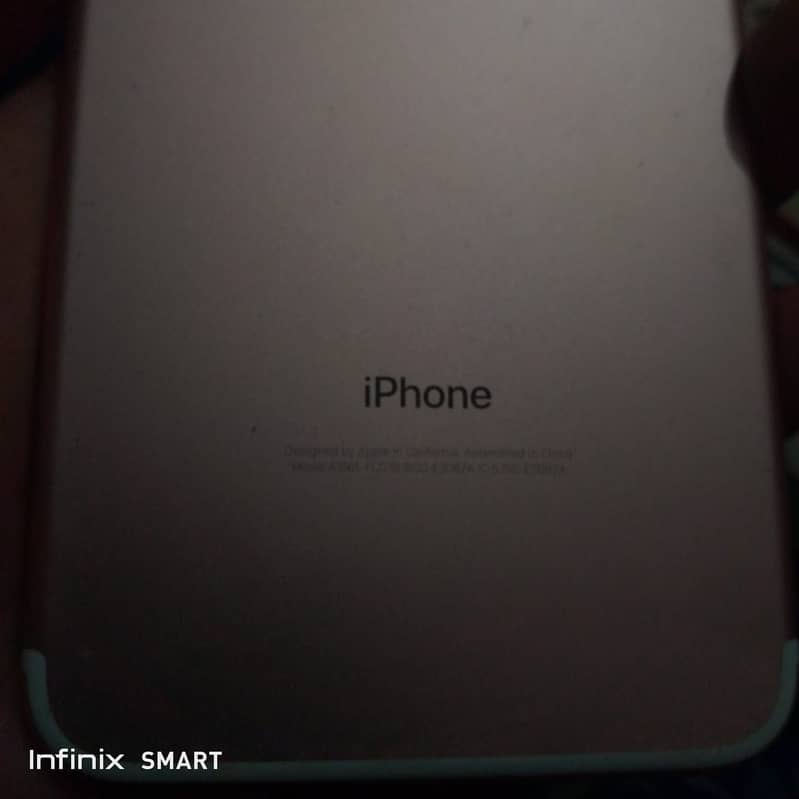 Apple iPhone 7 Plus 3