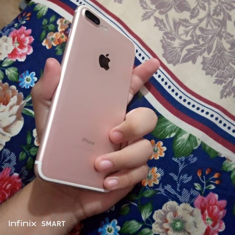 Apple iPhone 7 Plus 7