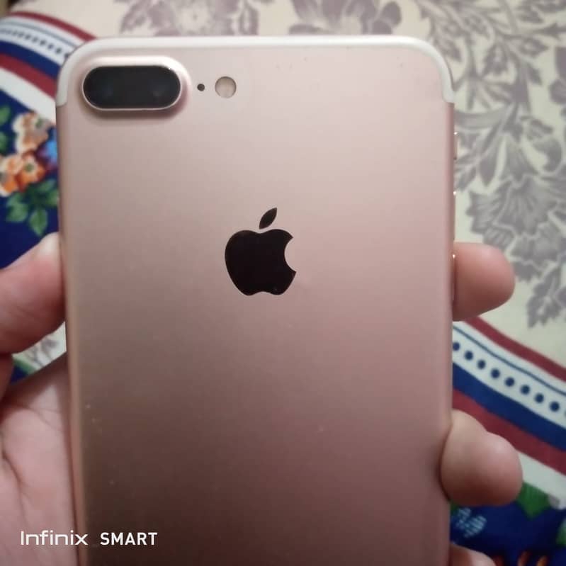 Apple iPhone 7 Plus 15