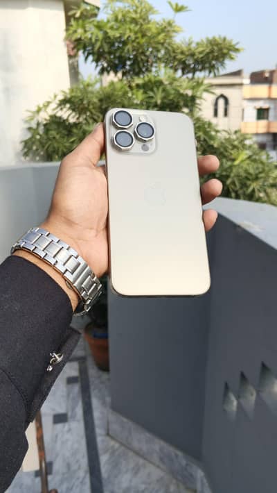 Apple iPhone 15 Pro Max