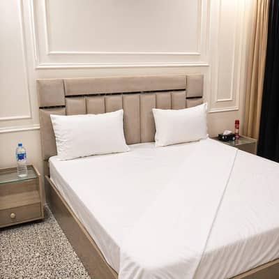 Rooms availbal for rent gulshan block 3KDA markeet near Disco  karachi