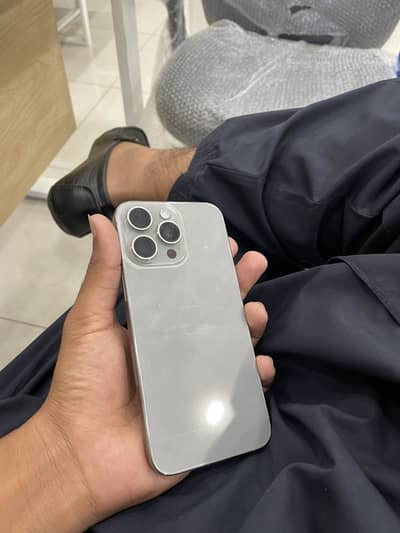 Apple iPhone 15 Pro Max