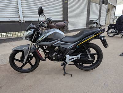 United US 150 2025 1st owner. Only 9000 km. Excellent condition