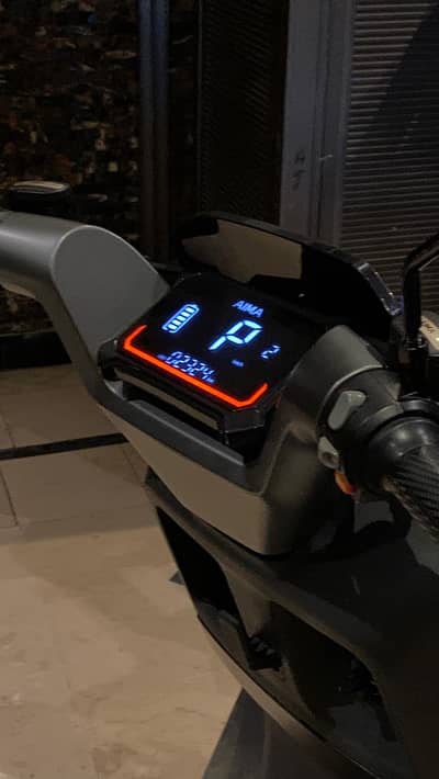Urgent for sale dual disc plus led meter.  NFC.  1500wat motor plus