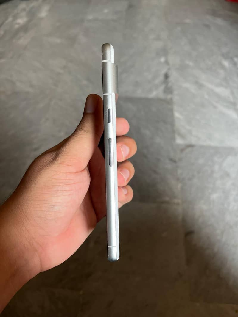 Google Pixel 7 3