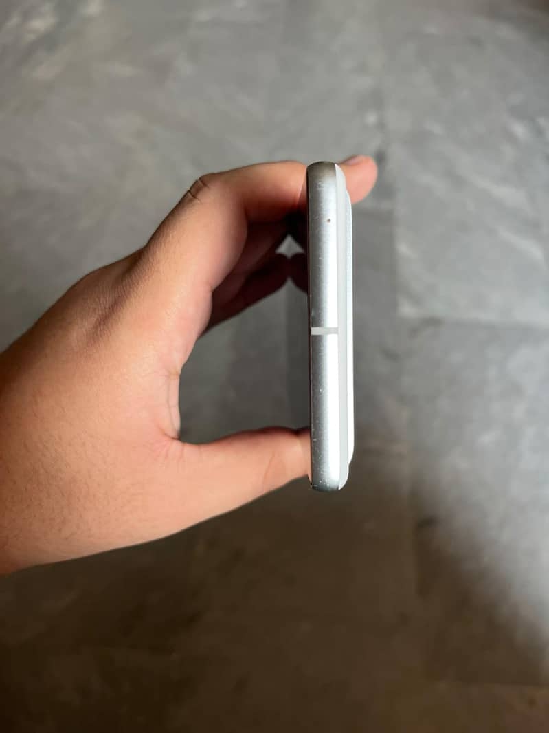 Google Pixel 7 5