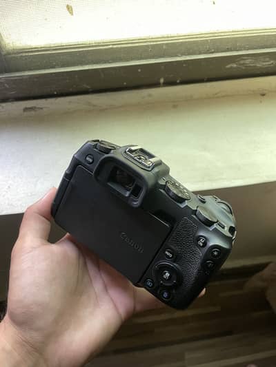 Canon RP Full Frame with 2 Lenses - Only 6K Shutter Count - Clean