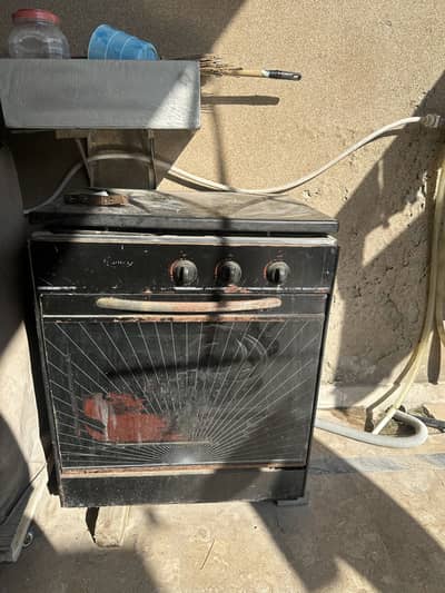 COOKING RANGE IN WORKINH CONDITION