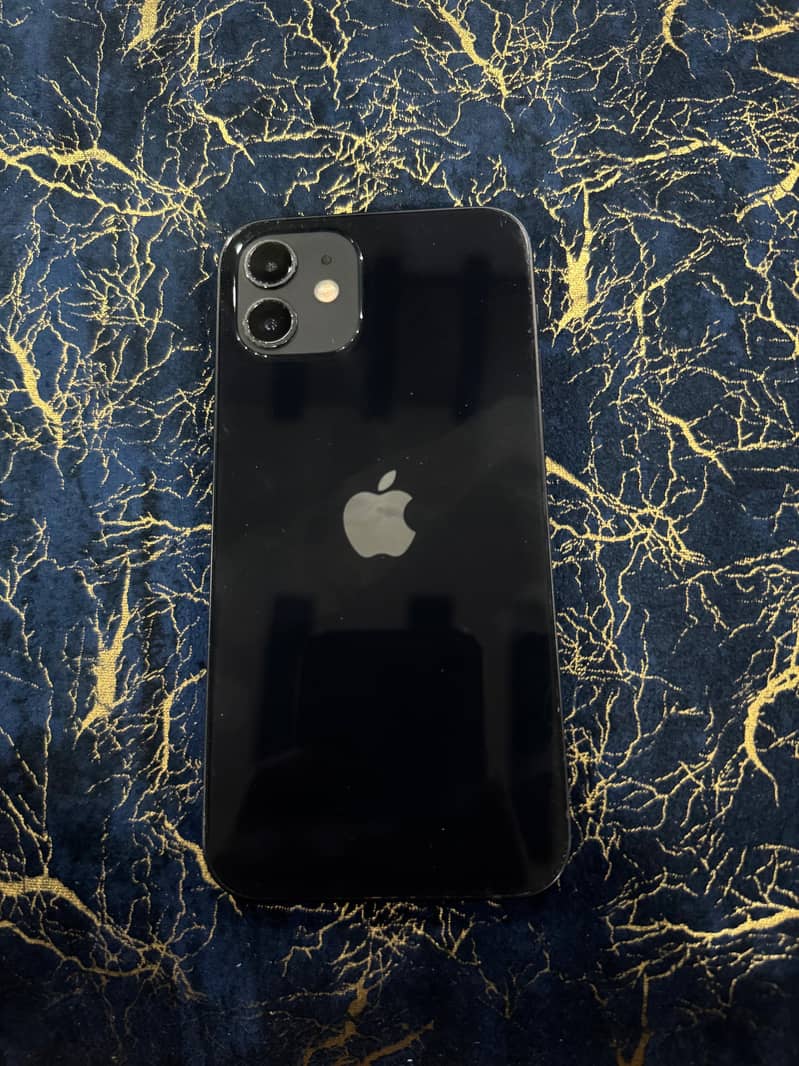 Apple iPhone 12 0