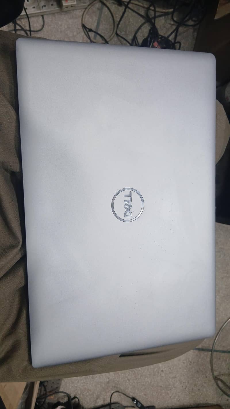 Dell precision  3570 1