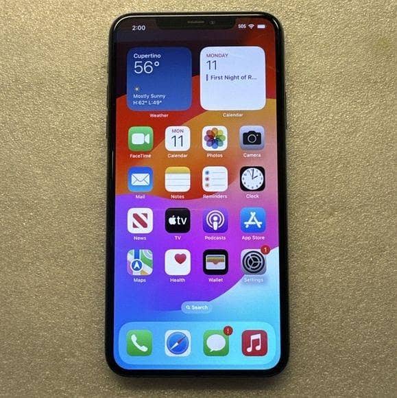 Apple iPhone 11 Pro Max 4