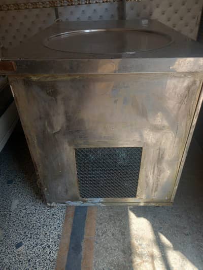 Pan ice cream machine