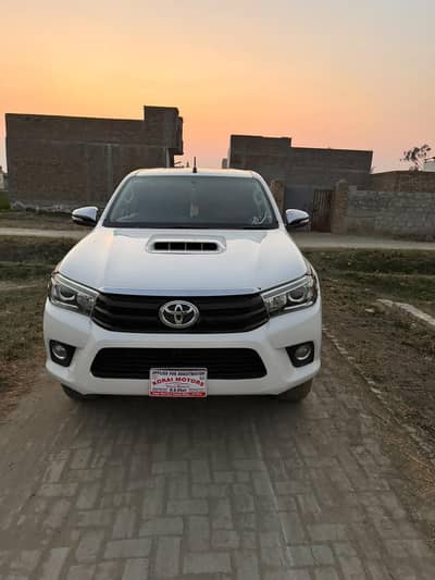 Toyota Hilux 20217