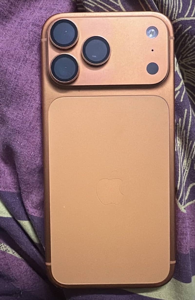 Apple iPhone 17 Pro Max 3