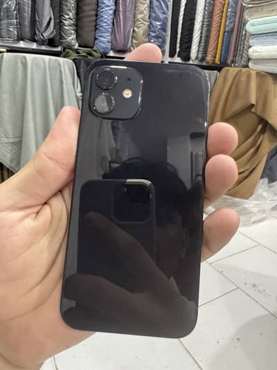 Apple iPhone 12