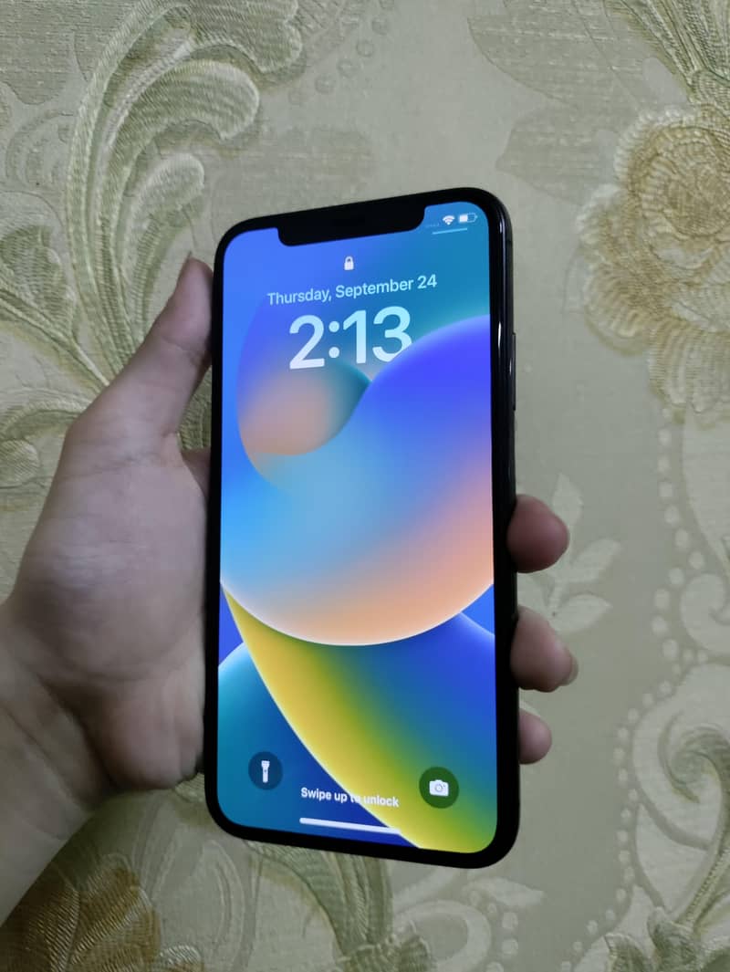 Apple iPhone X 3