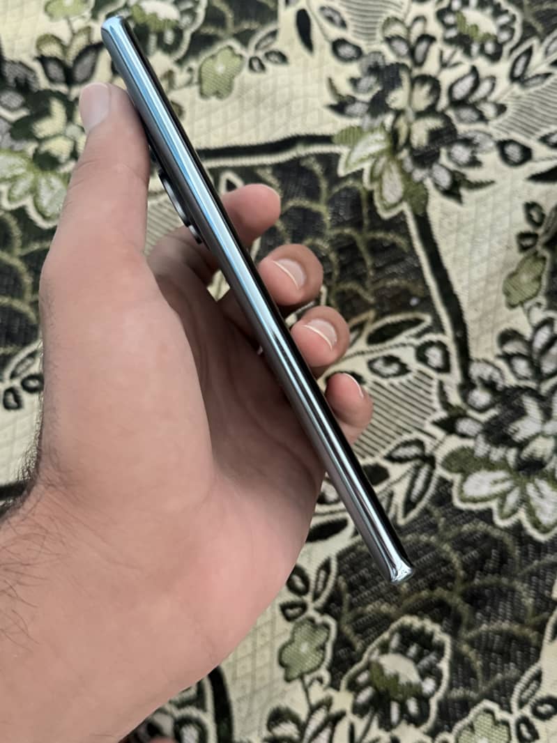 Xiaomi Redmi Note 14 Pro 0