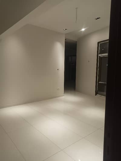 BRAND NEW BANGLOW AVAILABLE FOR SALE 10 BED D/D LOUNGE 2 KITCHEN BIG GARDEN 10 CAR PARKING SWIMMING POOL